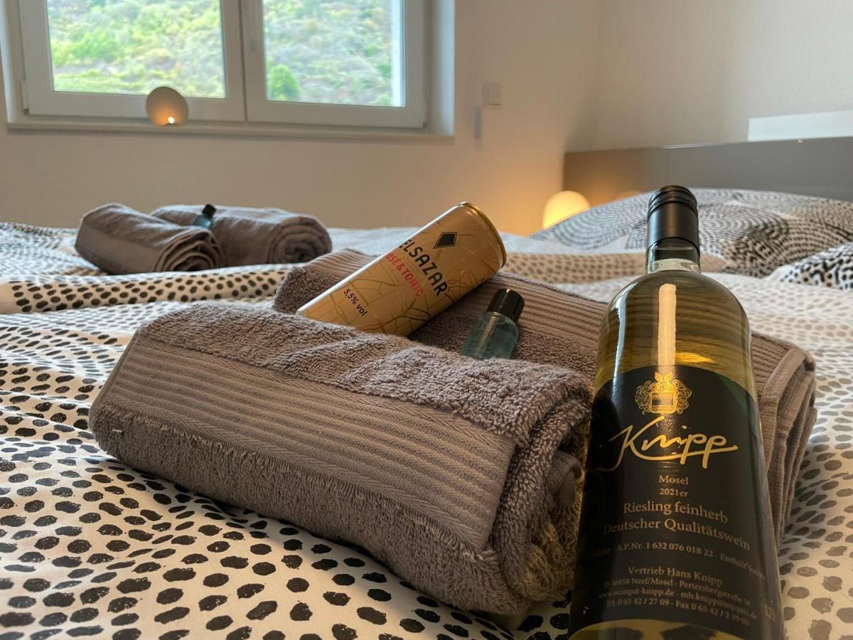 Moselpromenade Villa Moselufer, Panorama&Burg Cochem Blick, Netflix, Balkon Exterior foto